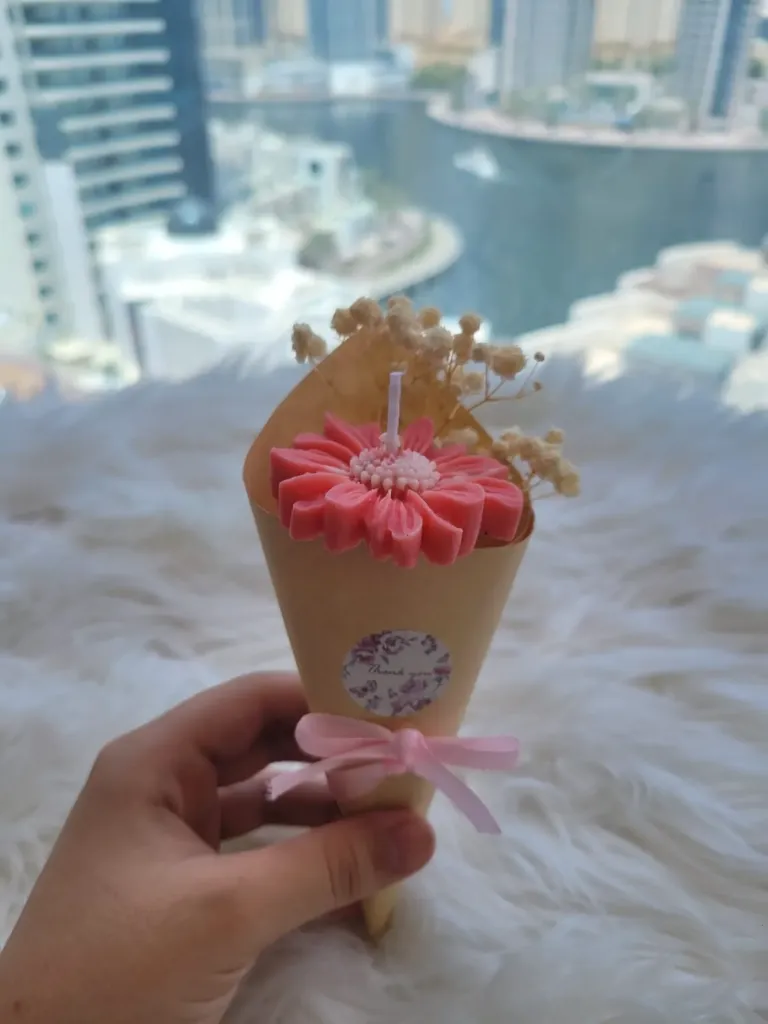 Daisy flower candle bouquet for gifts and occasions
